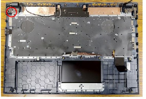 Asus - X571 Serie – Entfernen des Displayrahmen-Moduls – Schritt 1 Entfernen des Displayrahmen-Moduls – Schritt 1