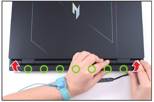 Acer - Nitro AN16-41 - Entfernen des LCD-Moduls - Schritt 1 Entfernen des LCD-Moduls - Schritt 1