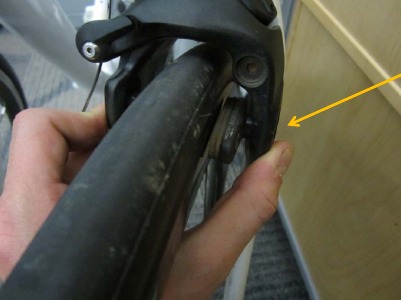 Trek - Madone 2013 - Einbau der Vorderradbremse – Schritt 5 Einbau der Vorderradbremse – Schritt 5