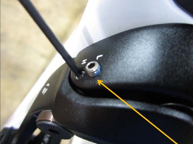 Trek - Madone 2013 - Einbau der Hinterradbremse – Schritt 3 Einbau der Hinterradbremse – Schritt 3