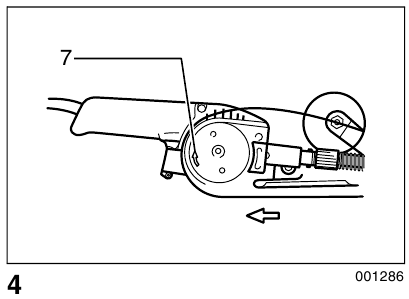 Makita - 9031 - Schleifband anbringen oder entfernen - Schritt 2 Schleifband anbringen oder entfernen - Schritt 2